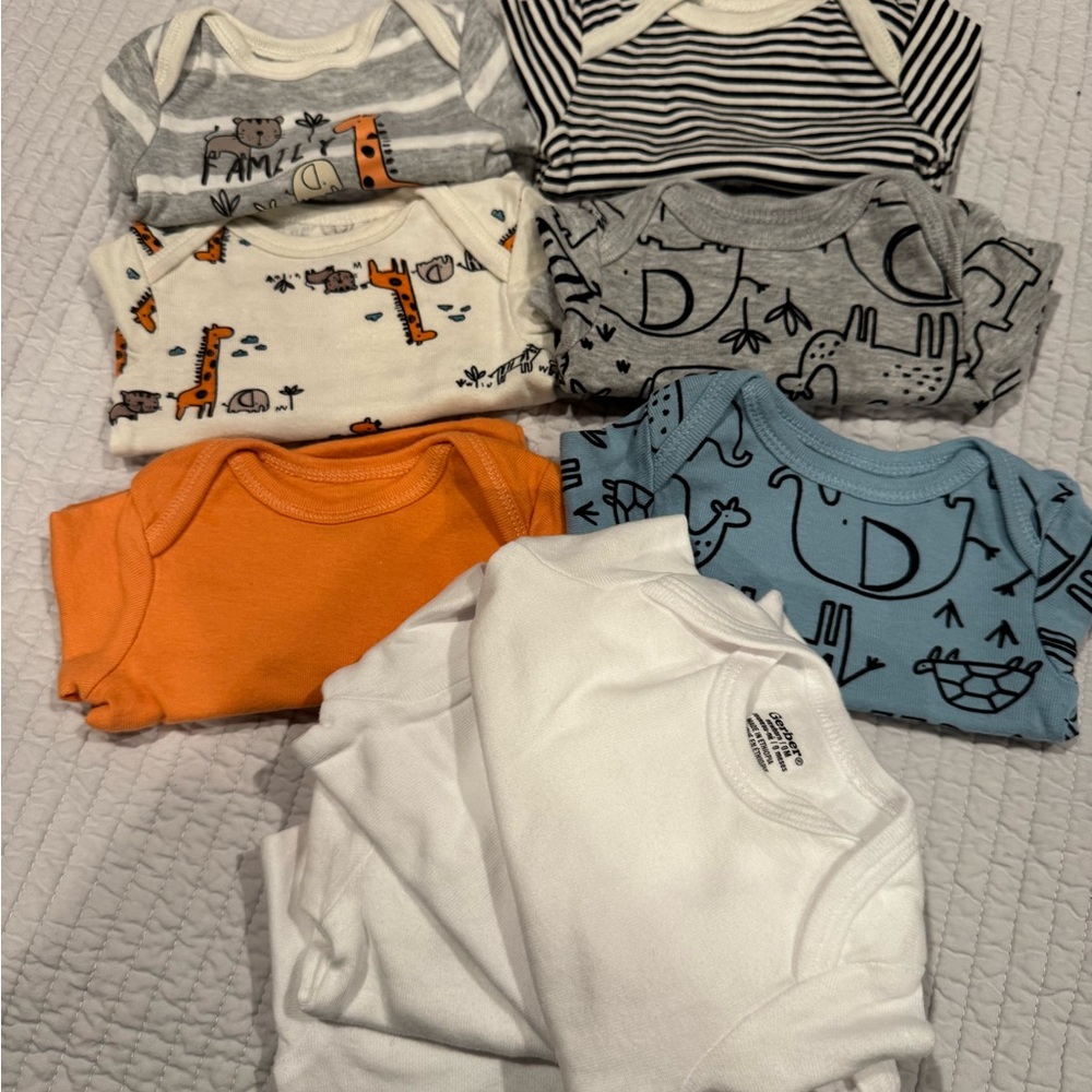 Assorted Kids One Pieces Set - Picture 2 of 3